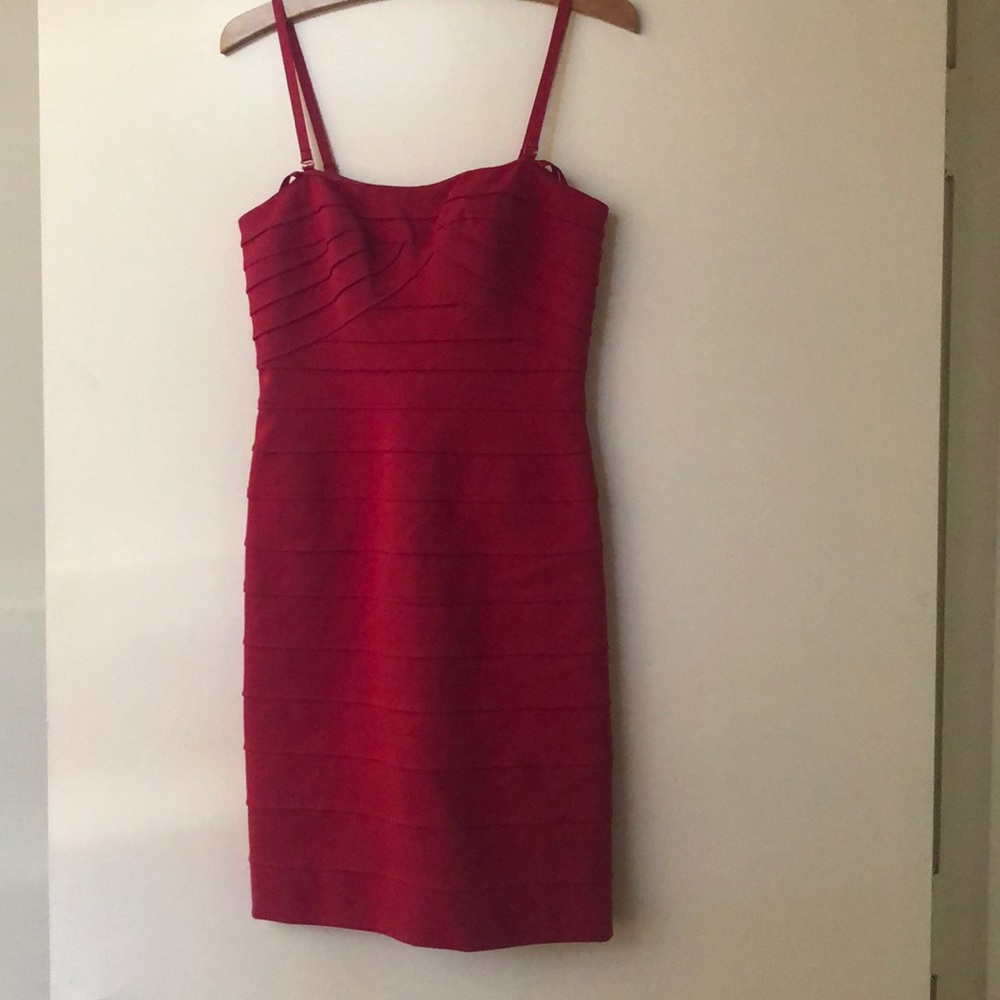 BCBG red cocktail dress strapless 6